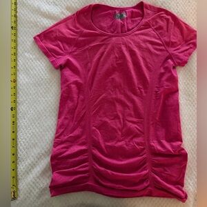 Athleta Bright Pink Short Sleeve Tee, L